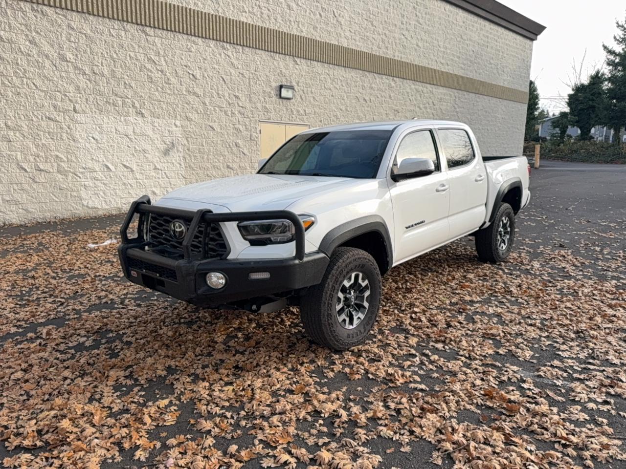 Toyota Tacoma Double Cab Image 5