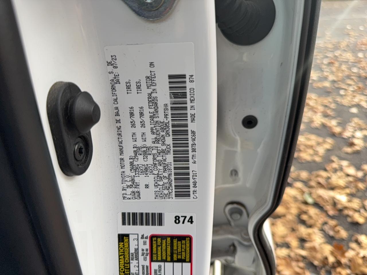 Toyota Tacoma Double Cab Image 7