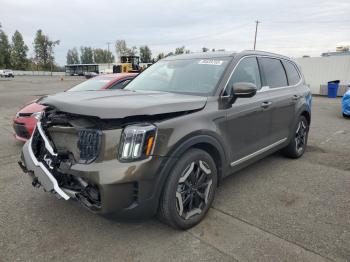  Salvage Kia Telluride