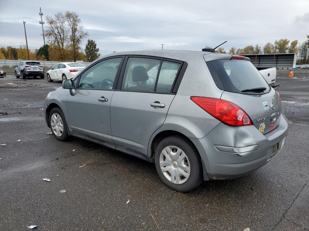 Nissan Versa S Image 2