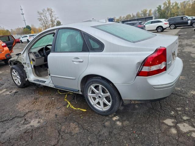 Volvo S40 2.4i Image 4