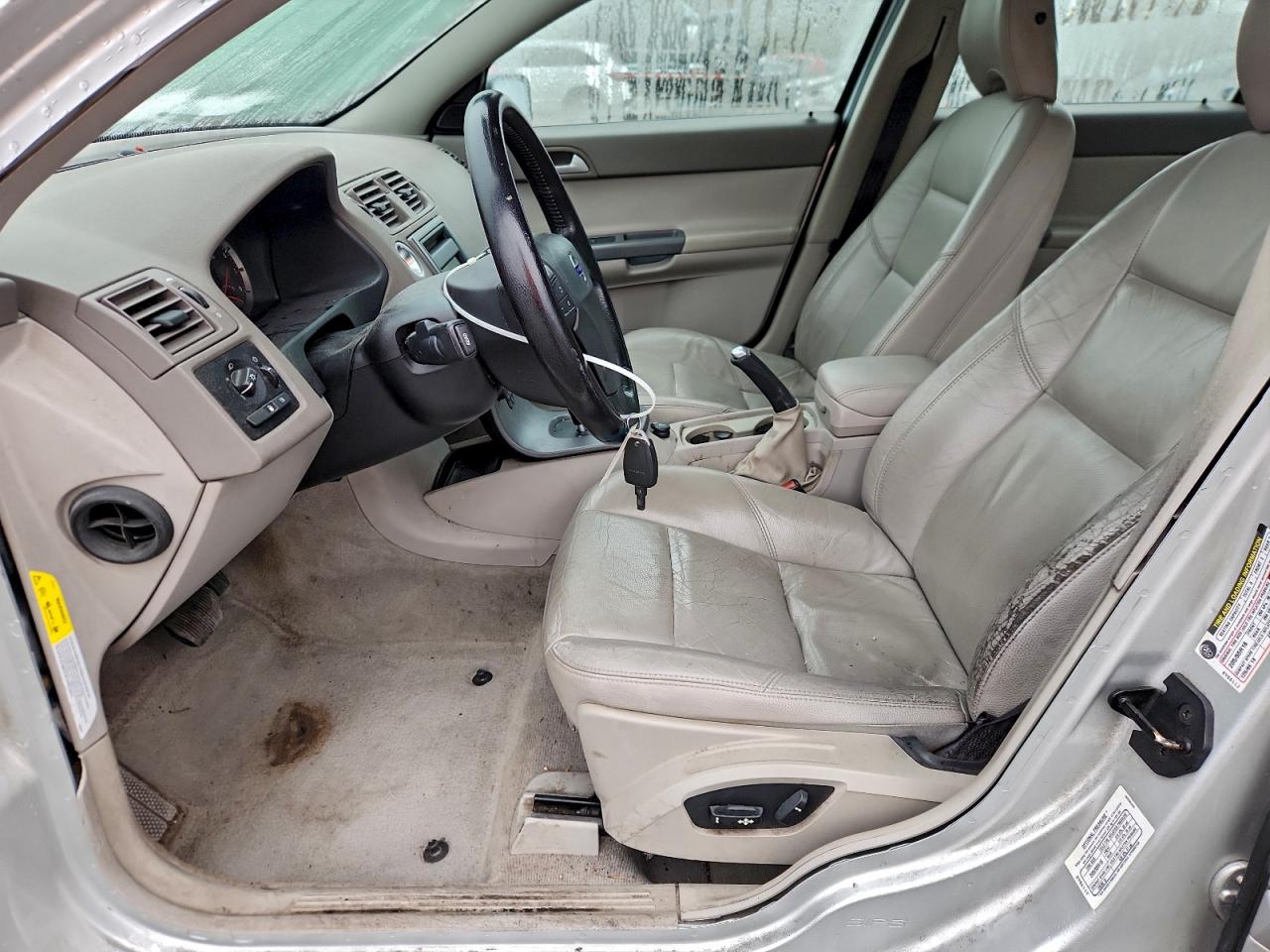 Volvo S40 2.4i Image 3