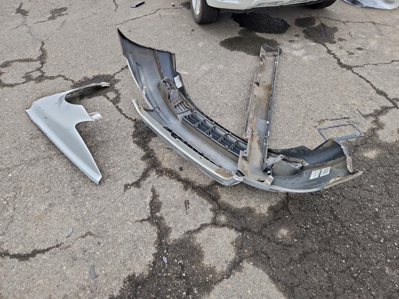 Volvo S40 2.4i Image 9