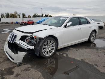  Salvage Chrysler 300