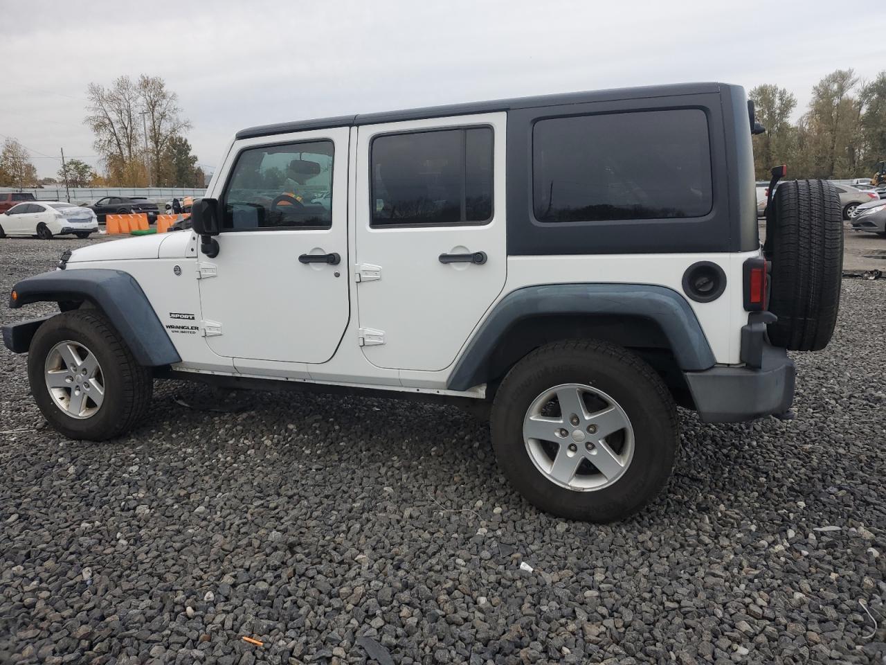 Jeep Wrangler Sport Image 11