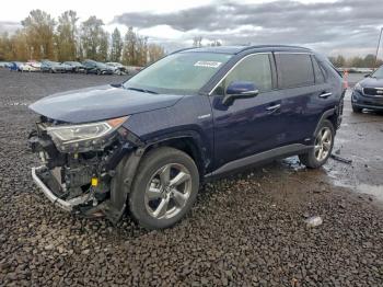  Salvage Toyota RAV4