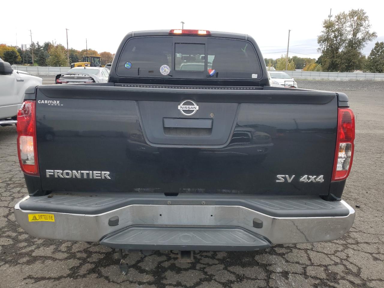 Nissan Frontier S Image 9