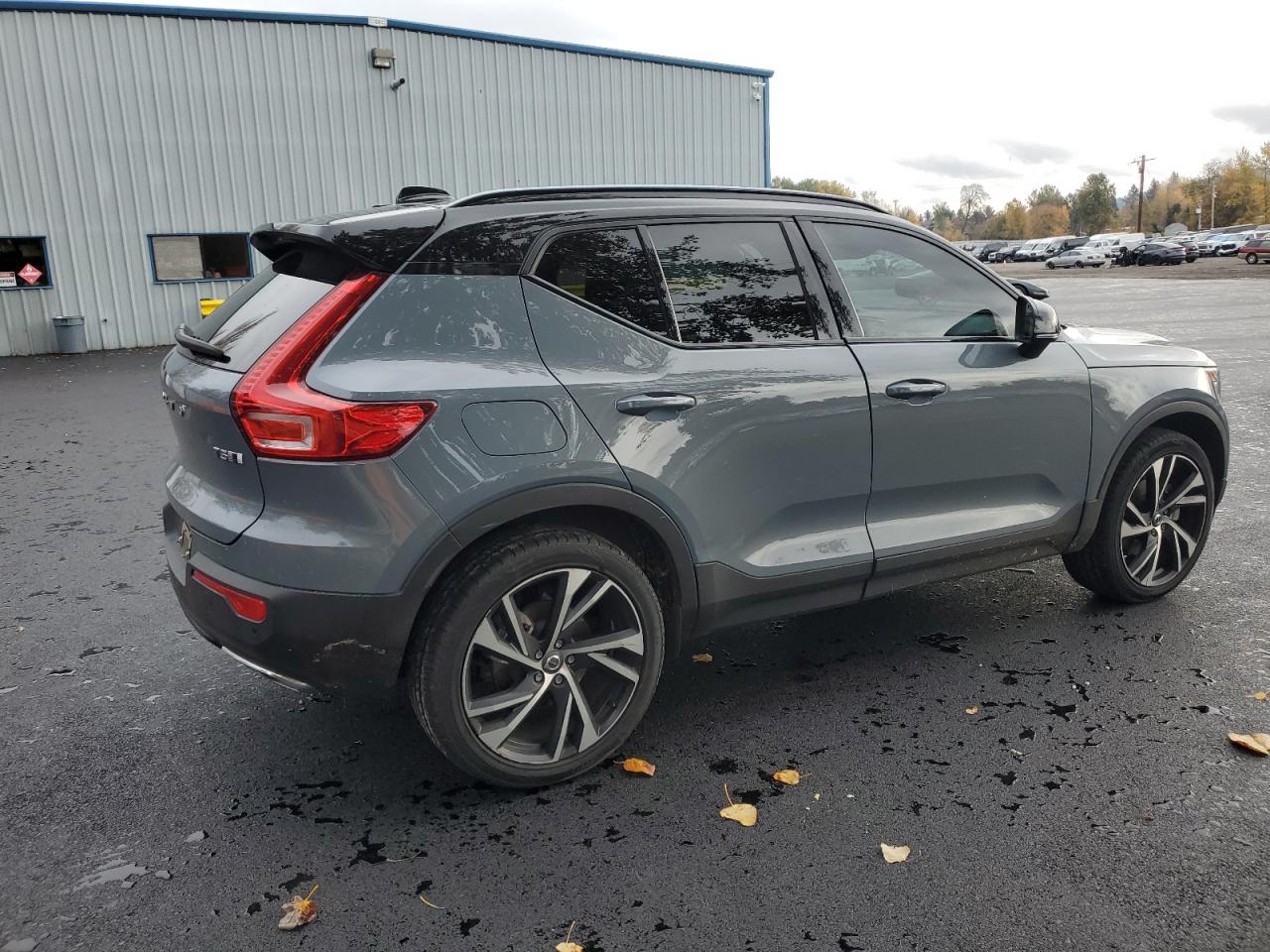 Volvo XC40 T5 R-design Image 11