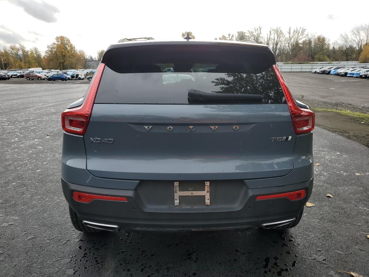 Volvo XC40 T5 R-design Image 4