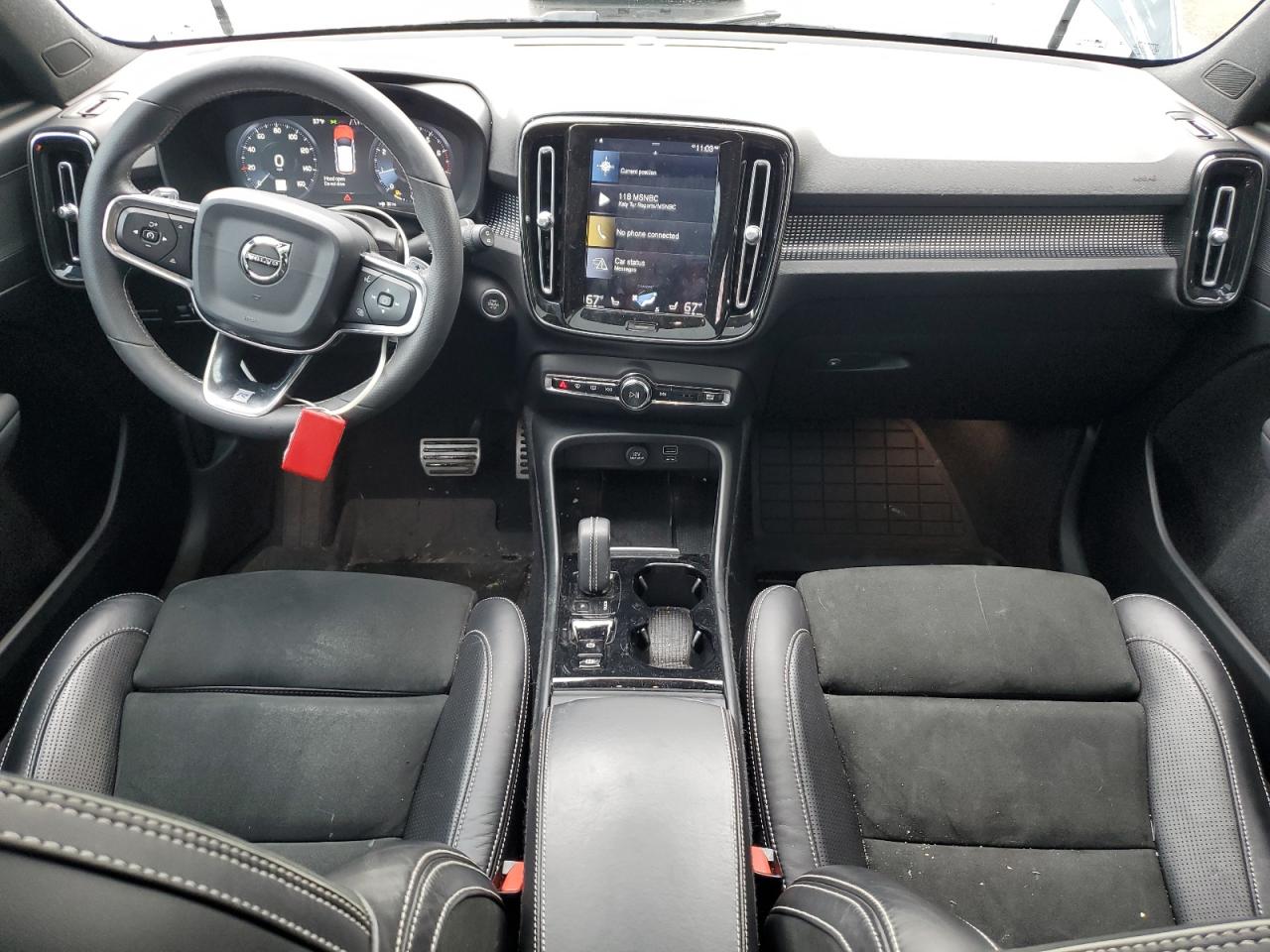 Volvo XC40 T5 R-design Image 7