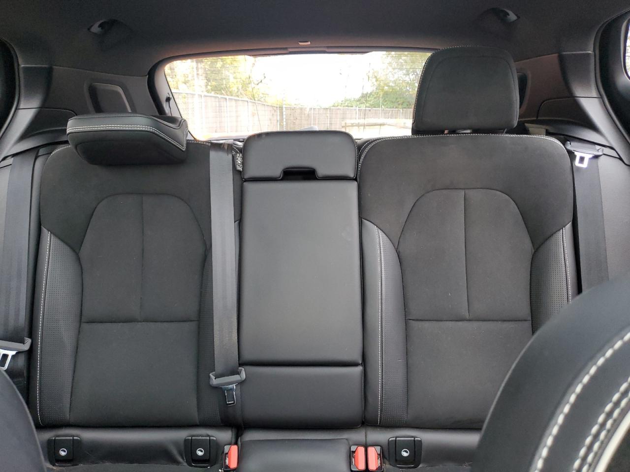 Volvo XC40 T5 R-design Image 5