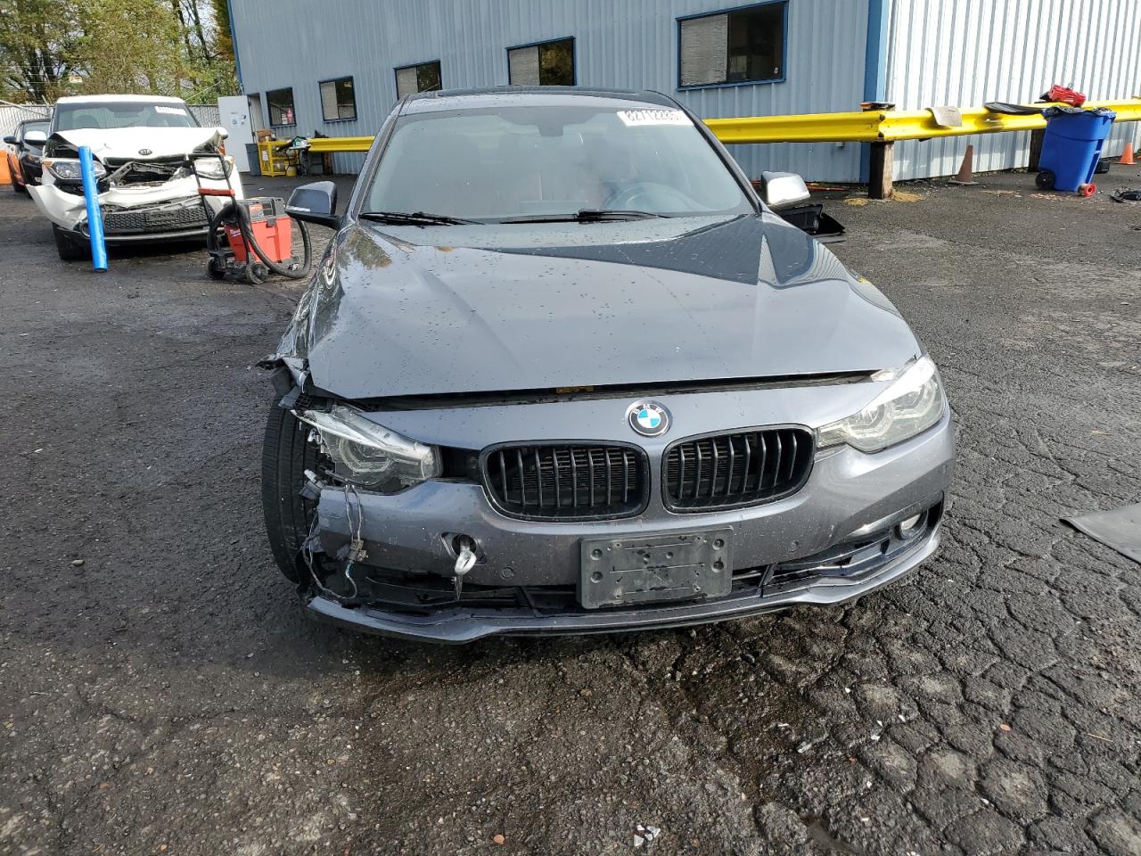 BMW 3 Series Image 8