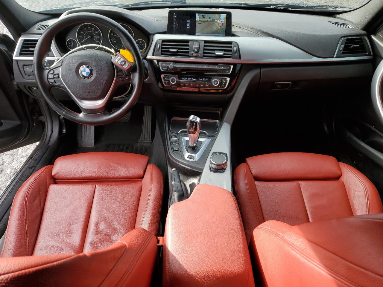 BMW 3 Series Image 6