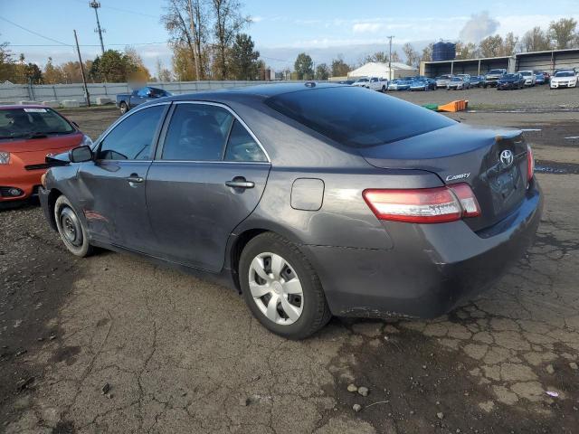 Toyota Camry Base Image 10
