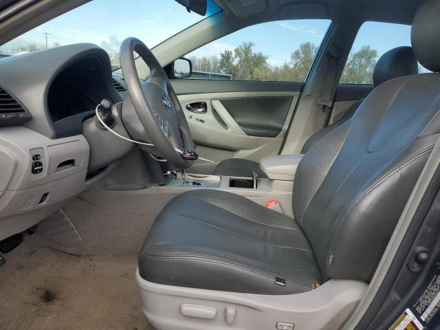 Toyota Camry Base Image 11