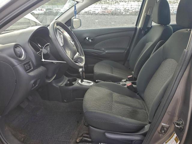 Nissan Versa S Image 9