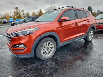  Salvage Hyundai TUCSON