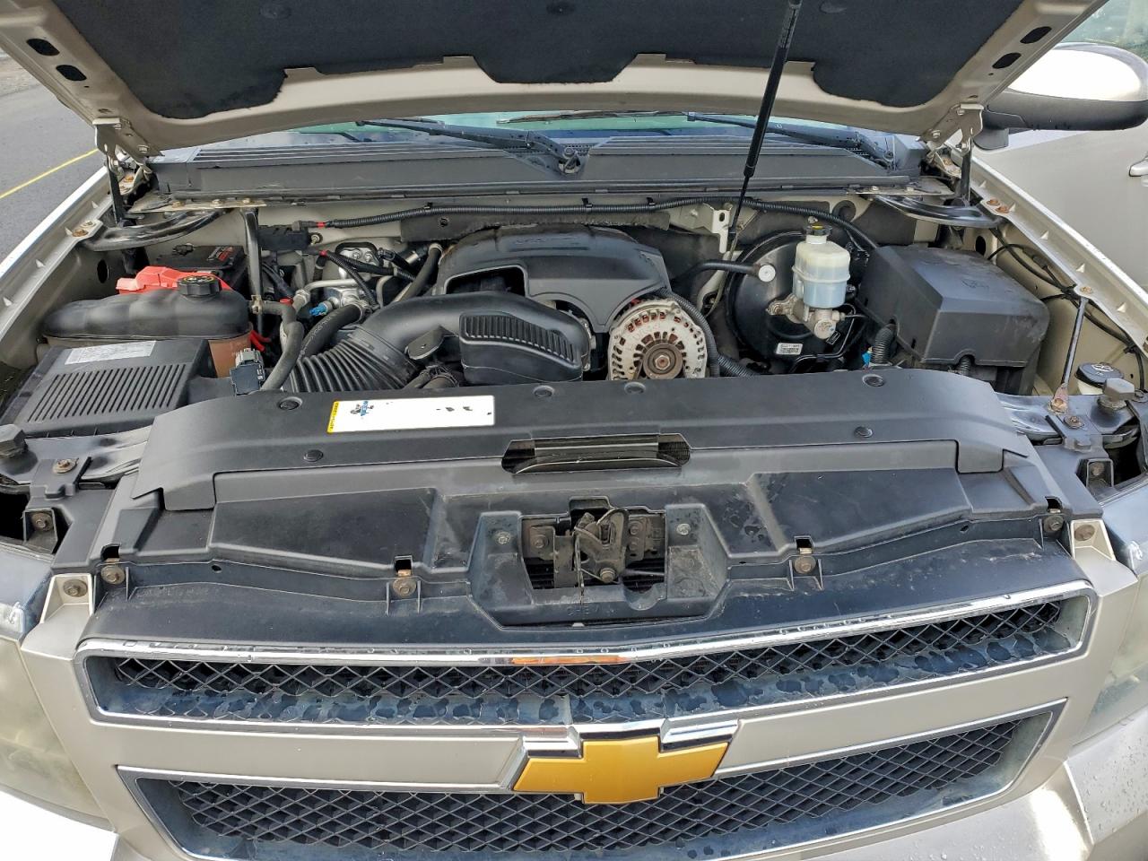 Chevrolet Tahoe K1500 Lt Image 9