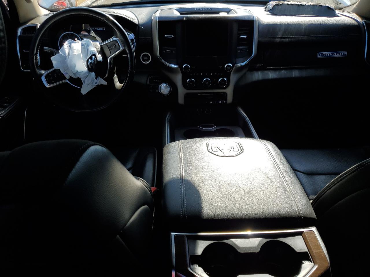 Ram 1500 Laramie Image 4
