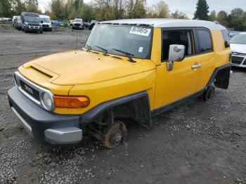  Salvage Toyota FJ Cruiser