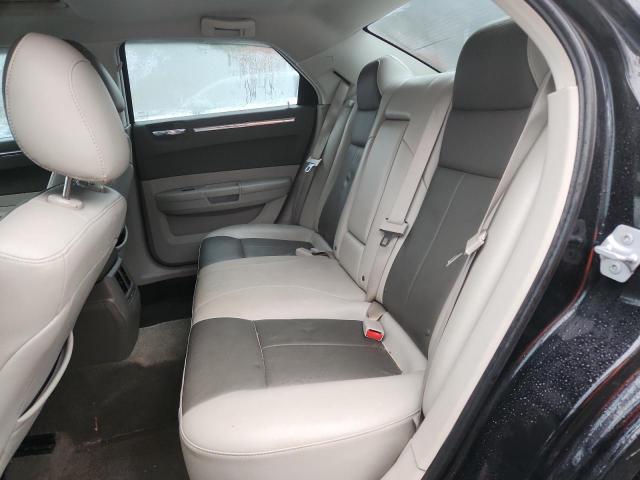 Chrysler 300 Touring Image 10