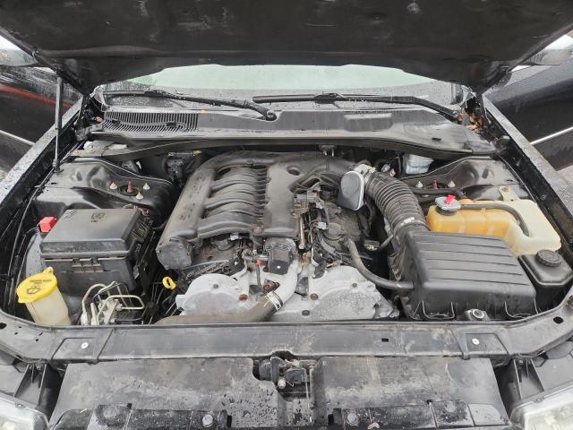 Chrysler 300 Touring Image 11