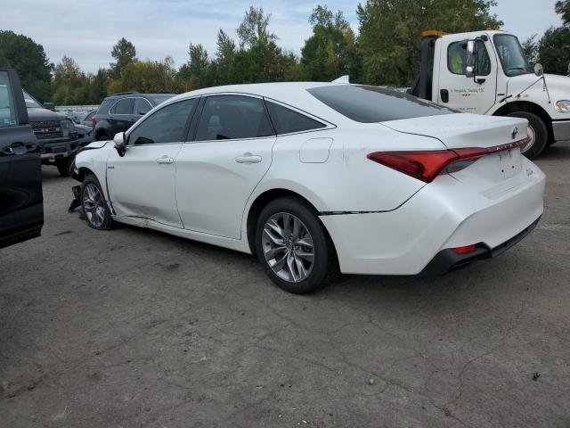 Toyota Avalon Xle Image 3