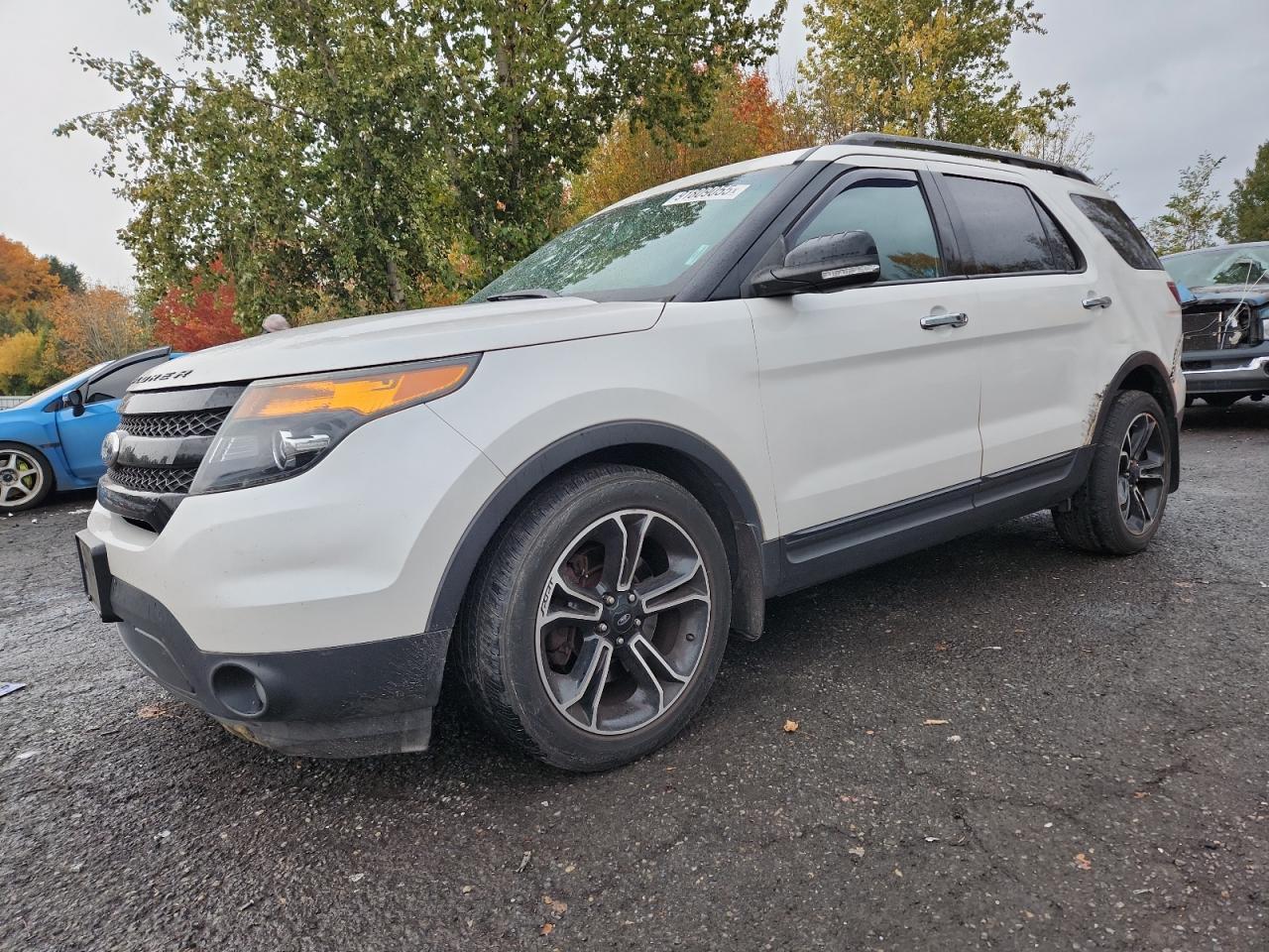 Ford Explorer Sport Image 1