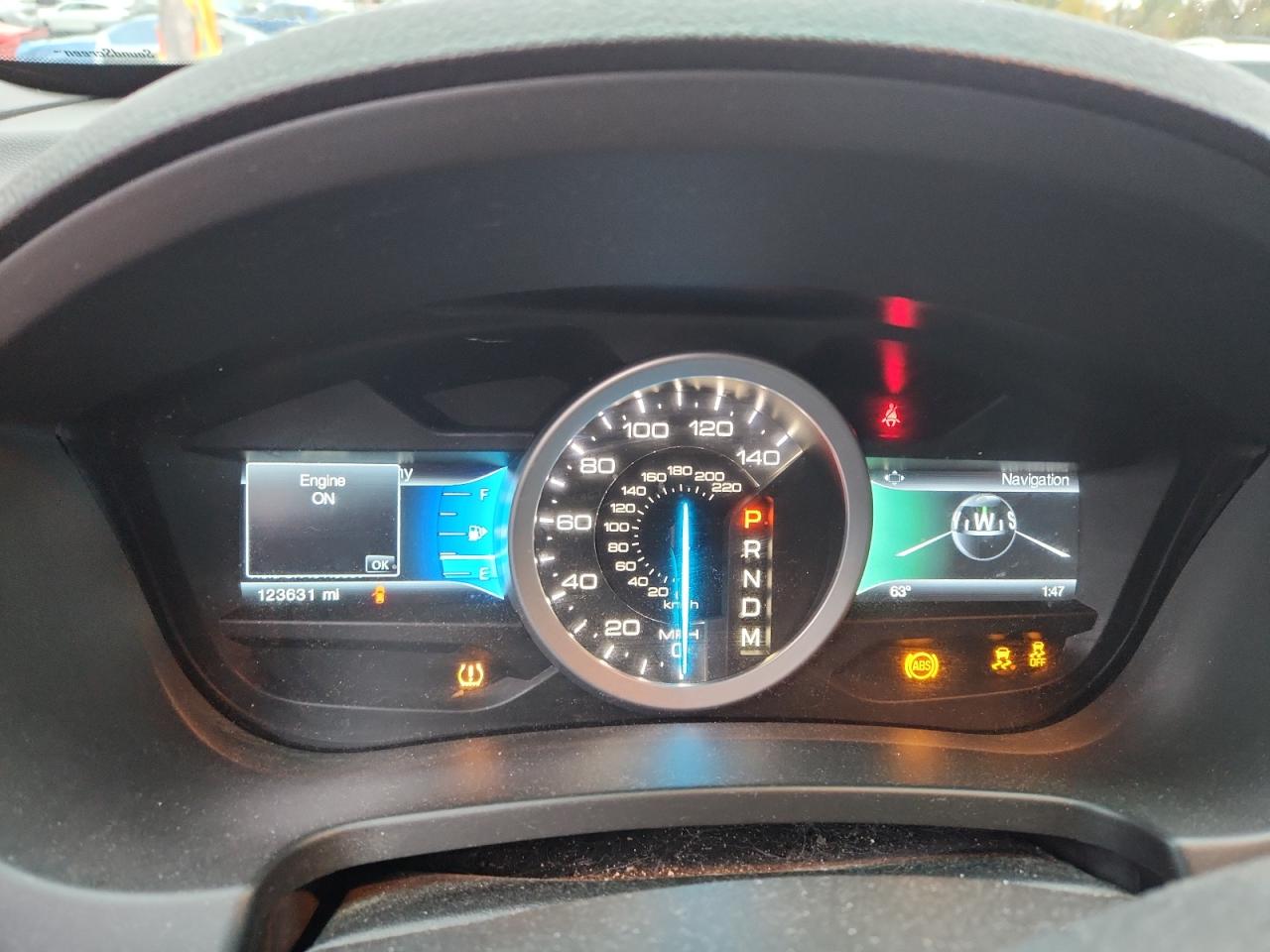 Ford Explorer Sport Image 4