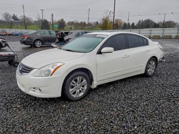  Salvage Nissan Altima