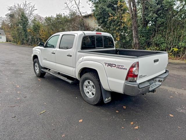 Toyota Tacoma Double Cab Image 2