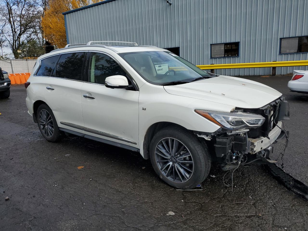 INFINITI Qx Luxe Image 10