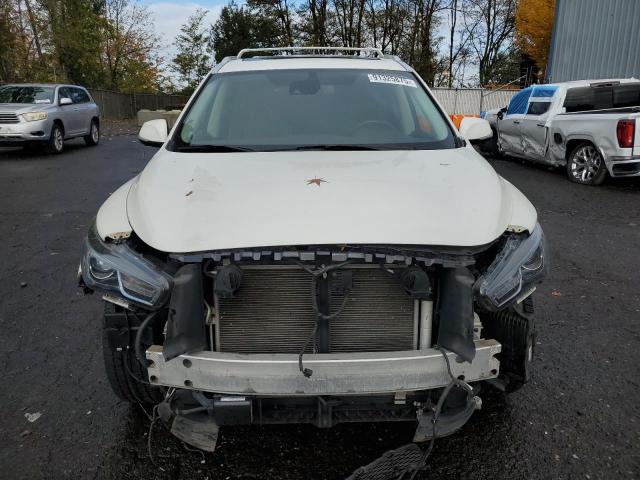 INFINITI Qx Luxe Image 3