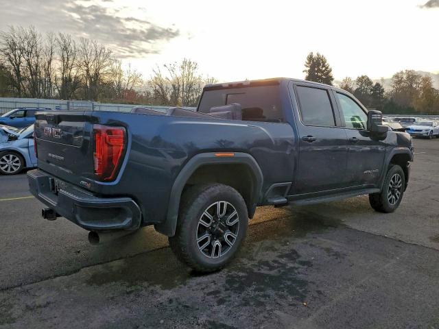 GMC Sierra K2500 At4 Image 5