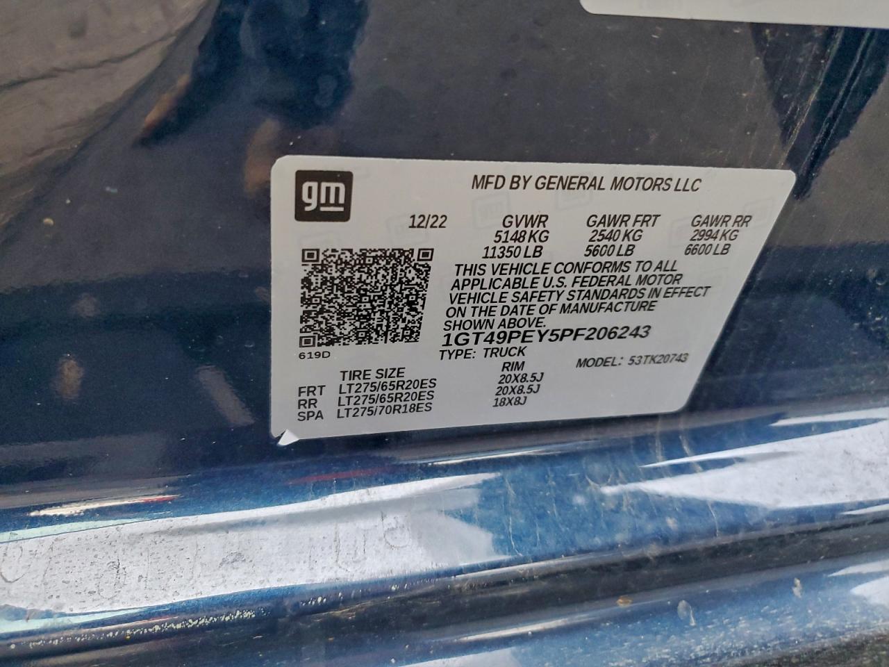 GMC Sierra K2500 At4 Image 4