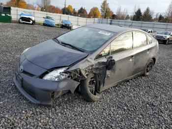  Salvage Toyota Prius