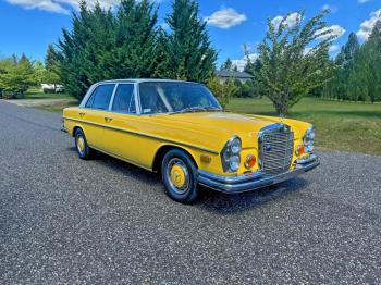  Salvage Mercedes-Benz 280-Class
