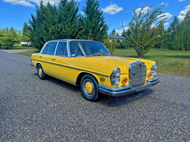  Salvage Mercedes-Benz 280-Class