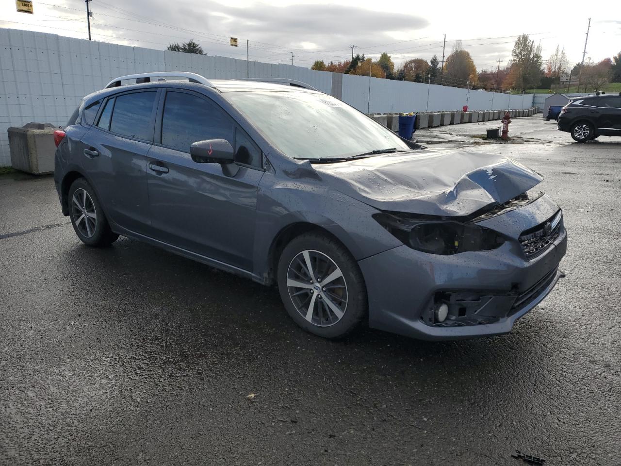 Subaru Impreza Premium Image 2