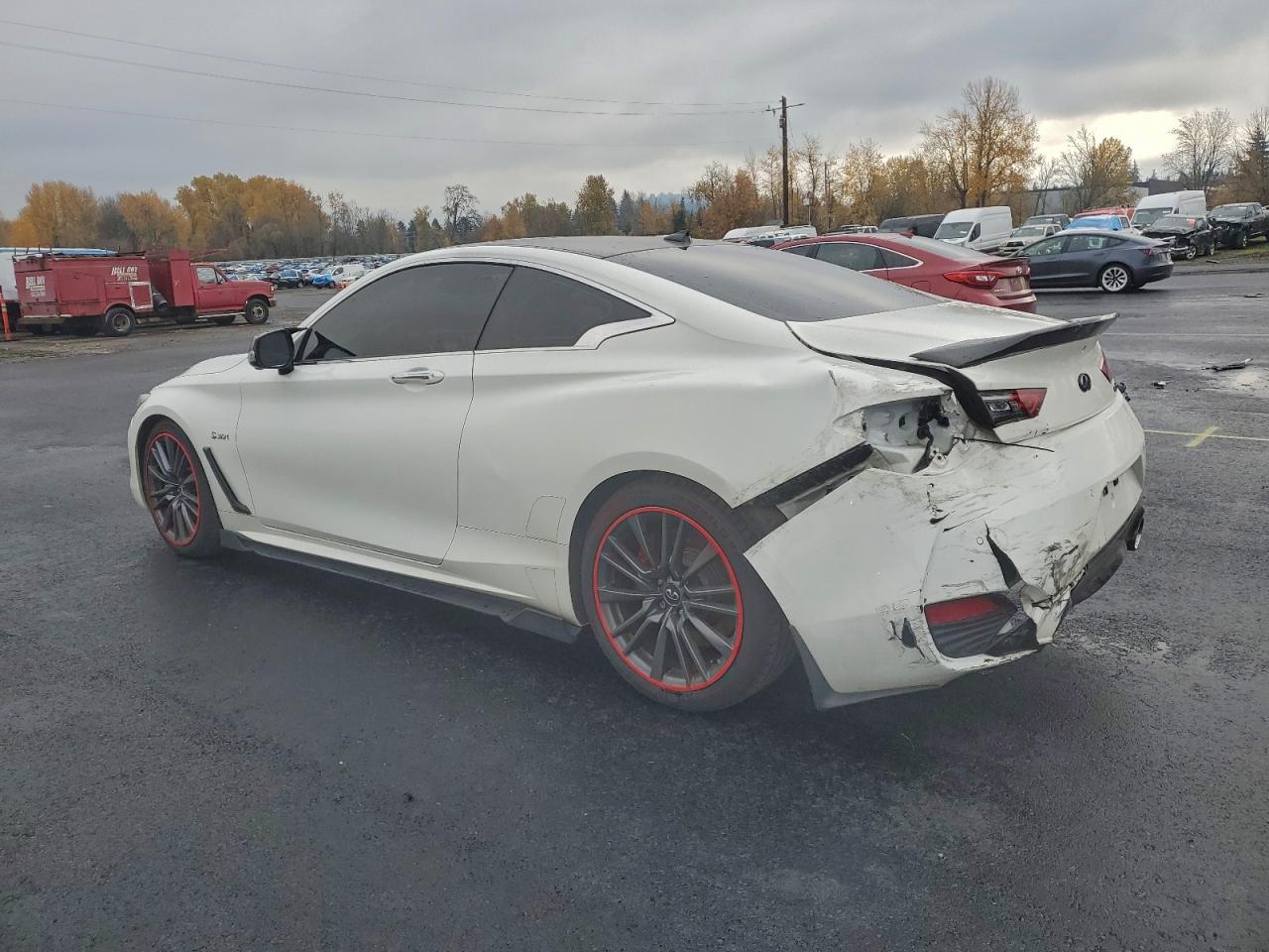 INFINITI Q60 Red Sport 400 Image 5
