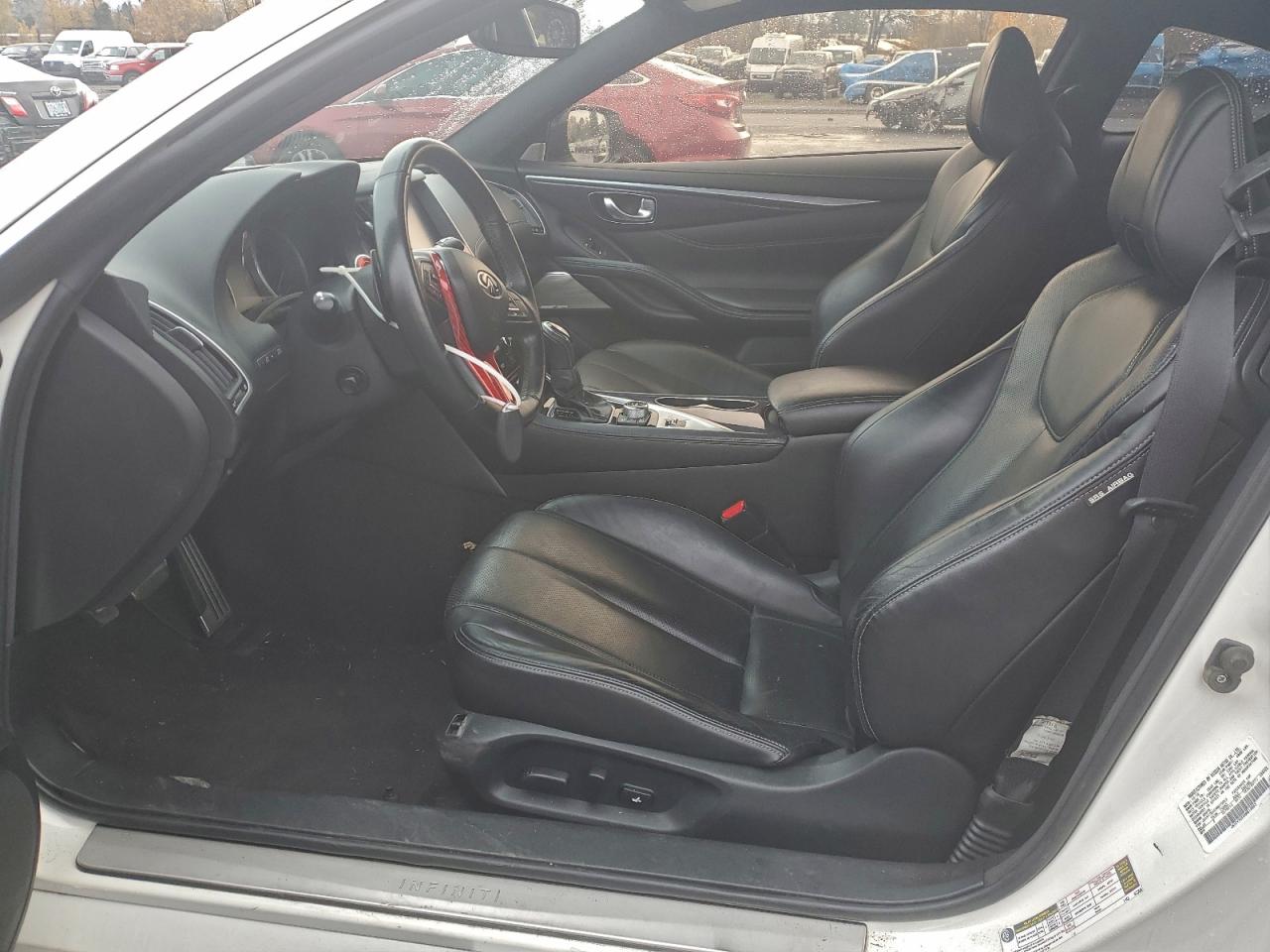 INFINITI Q60 Red Sport 400 Image 10