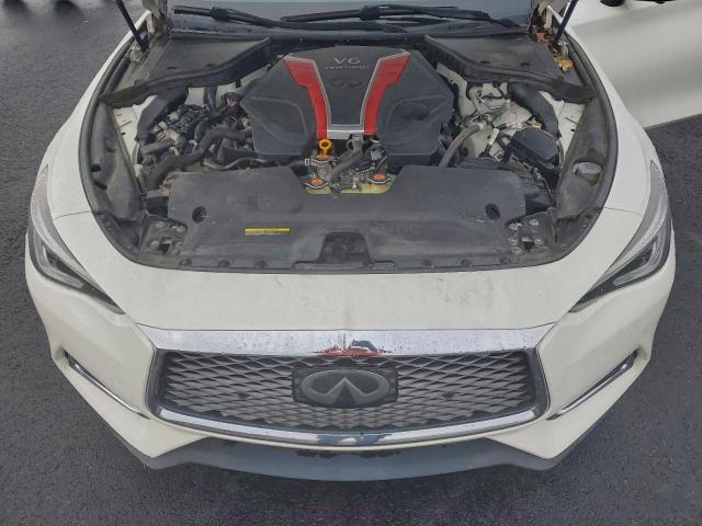 INFINITI Q60 Red Sport 400 Image 11