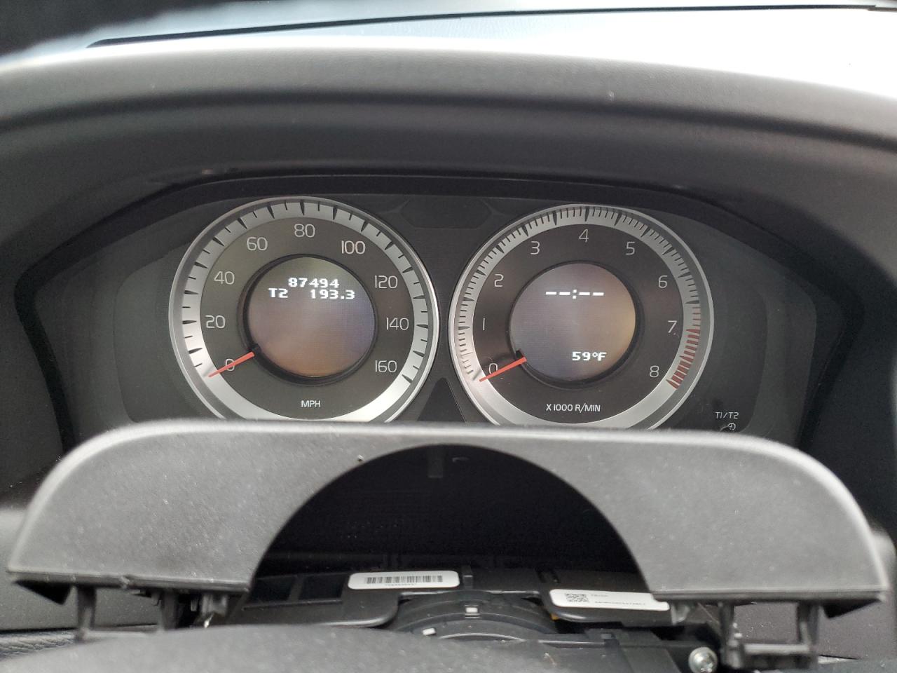 Volvo XC60 T6 Image 11