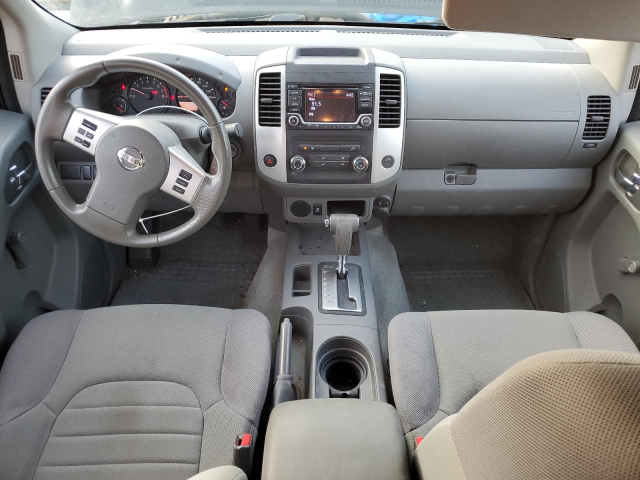Nissan Frontier S Image 8