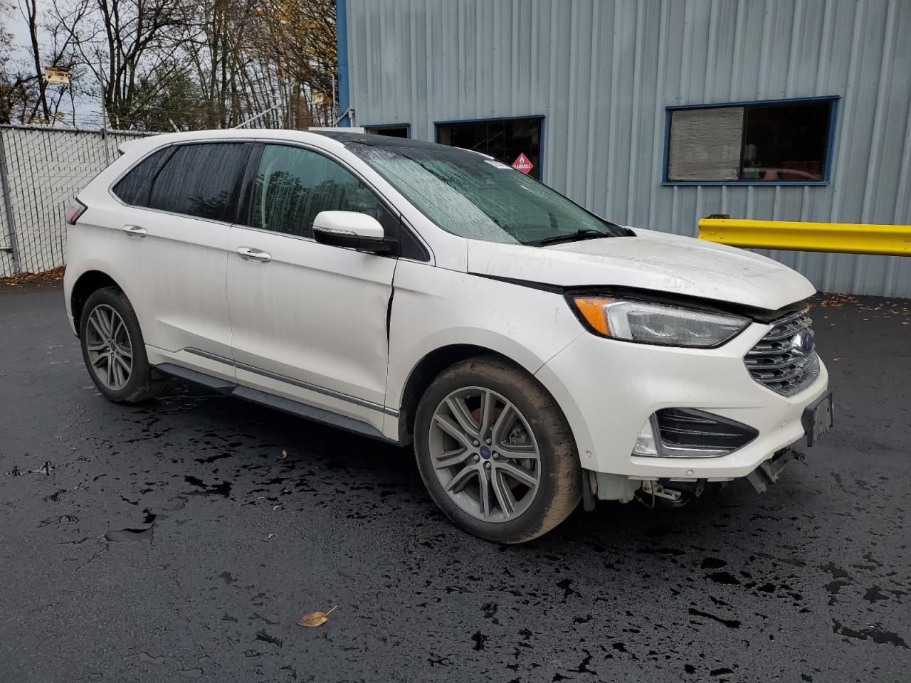 Ford Edge Titanium Image 13