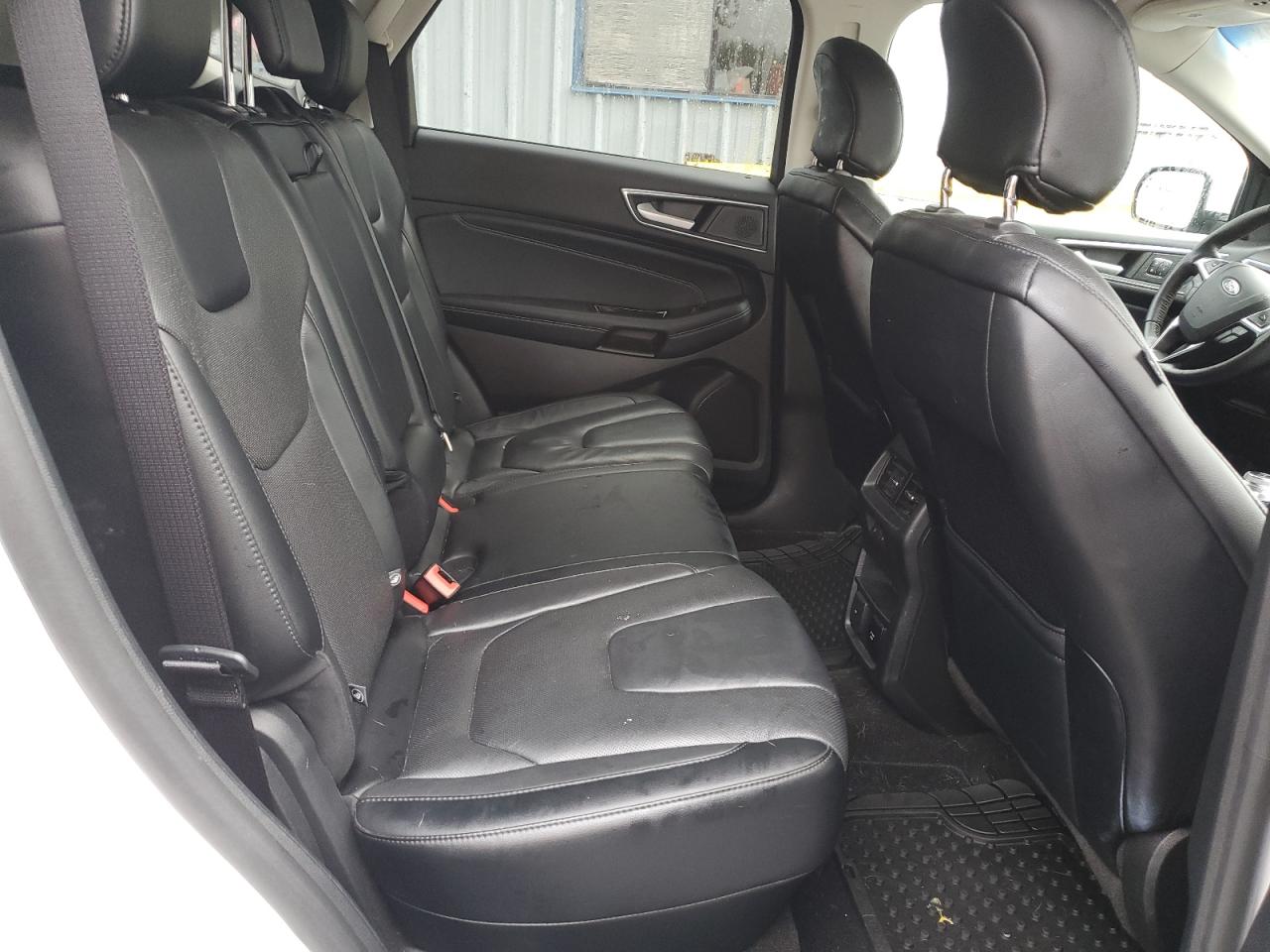 Ford Edge Titanium Image 5