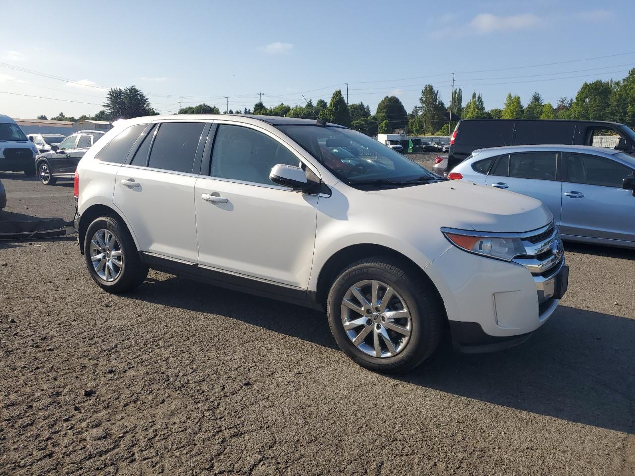 Ford Edge Limited Image 2