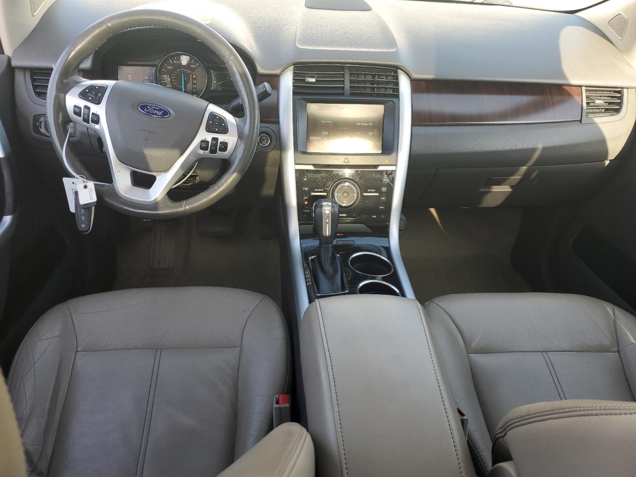 Ford Edge Limited Image 9