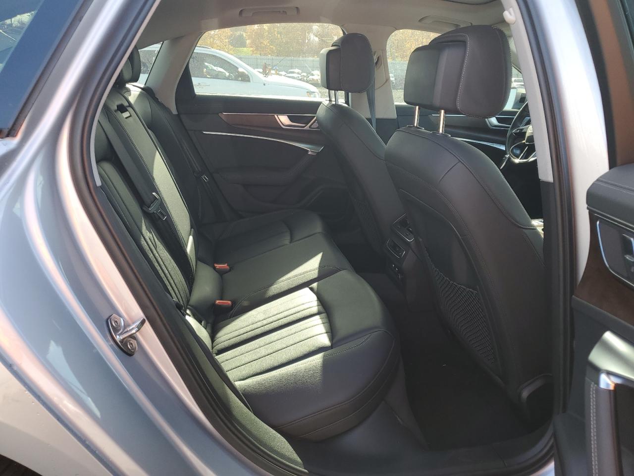 Audi A6 Premium Plus Image 12