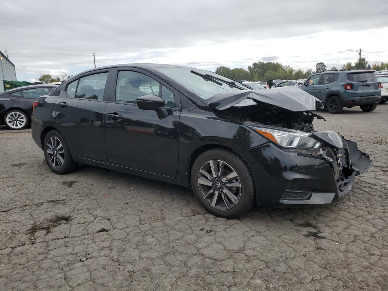 Nissan Versa Sv Image 2